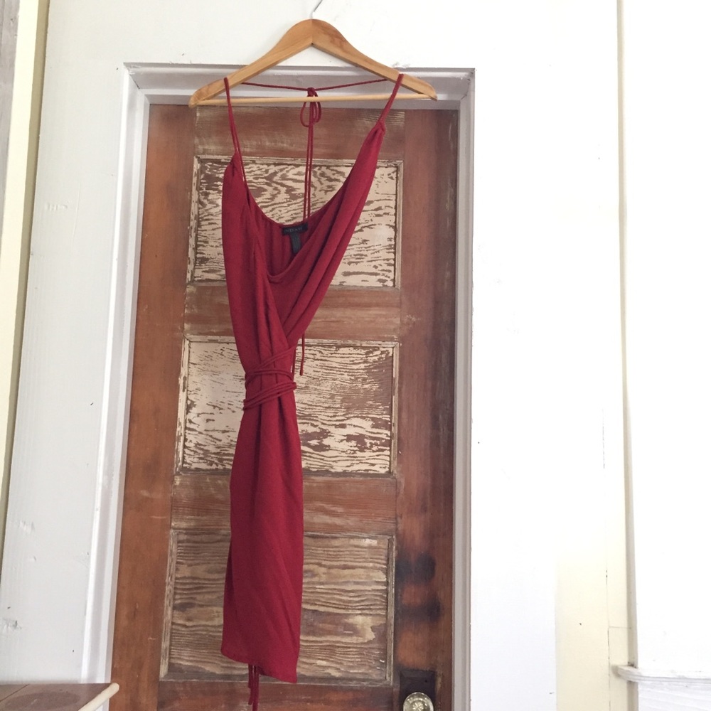 Indah Wrap dress, XS Berry Red